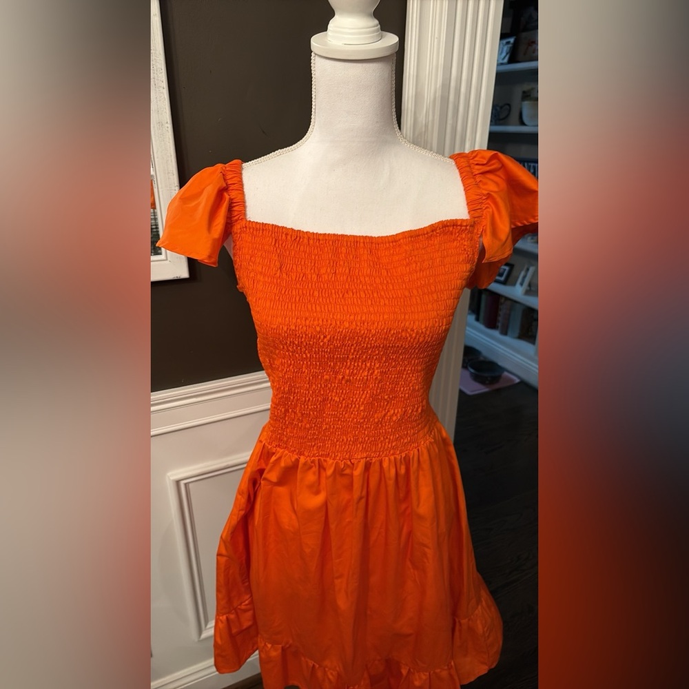 Tuckernuck Kasia large Orange Smocked Women's Dress